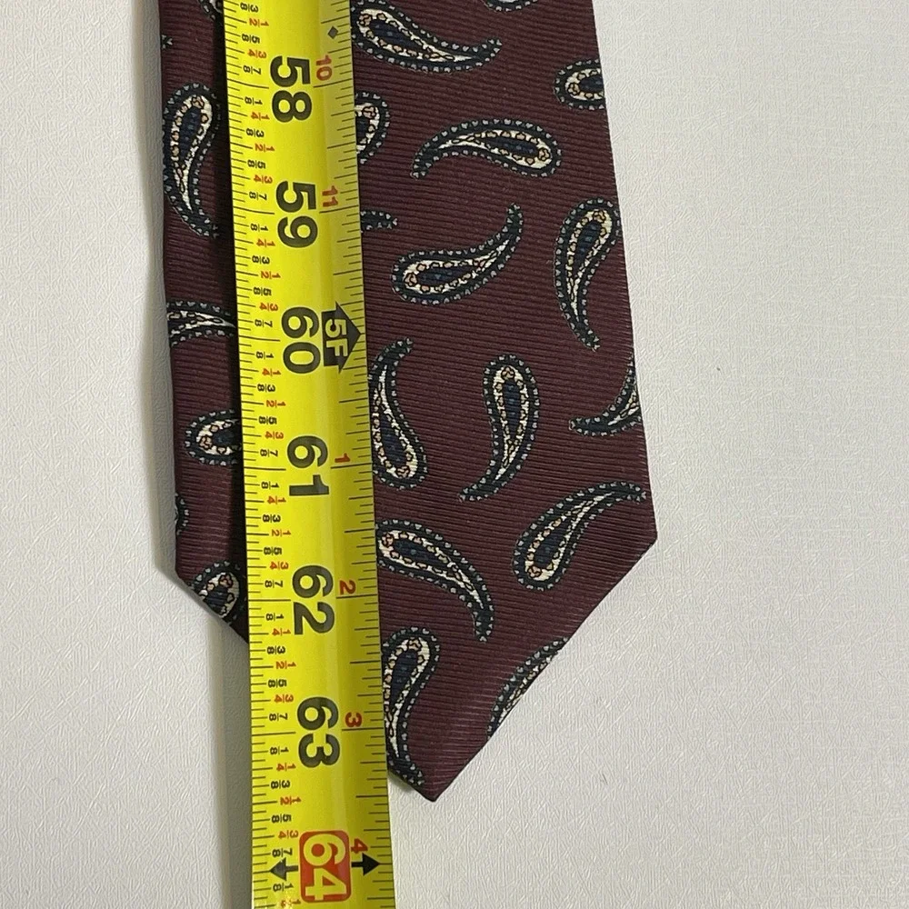 Robert Talbott Silk Tie Burgundy Red Maroon Paisley Hand Sewn USA